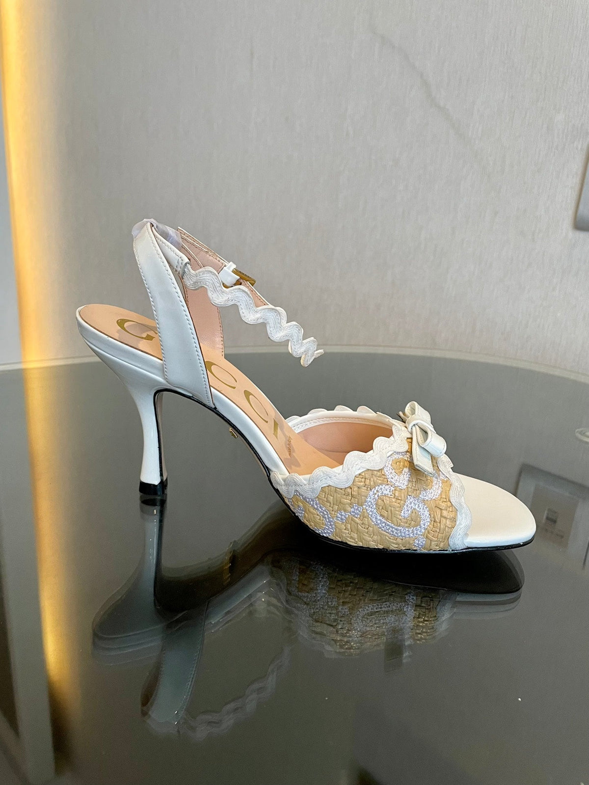 GG Kertu Heel Sandals 8cm Beige White Raffia Leather 695684