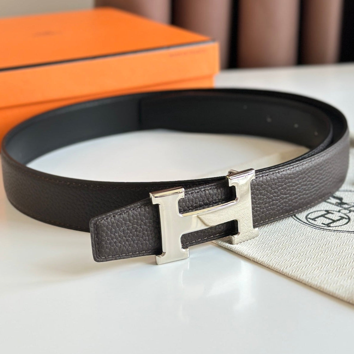 HM Silver H Buckle & Reversible 32mm Belt Black Ebony leather 124644