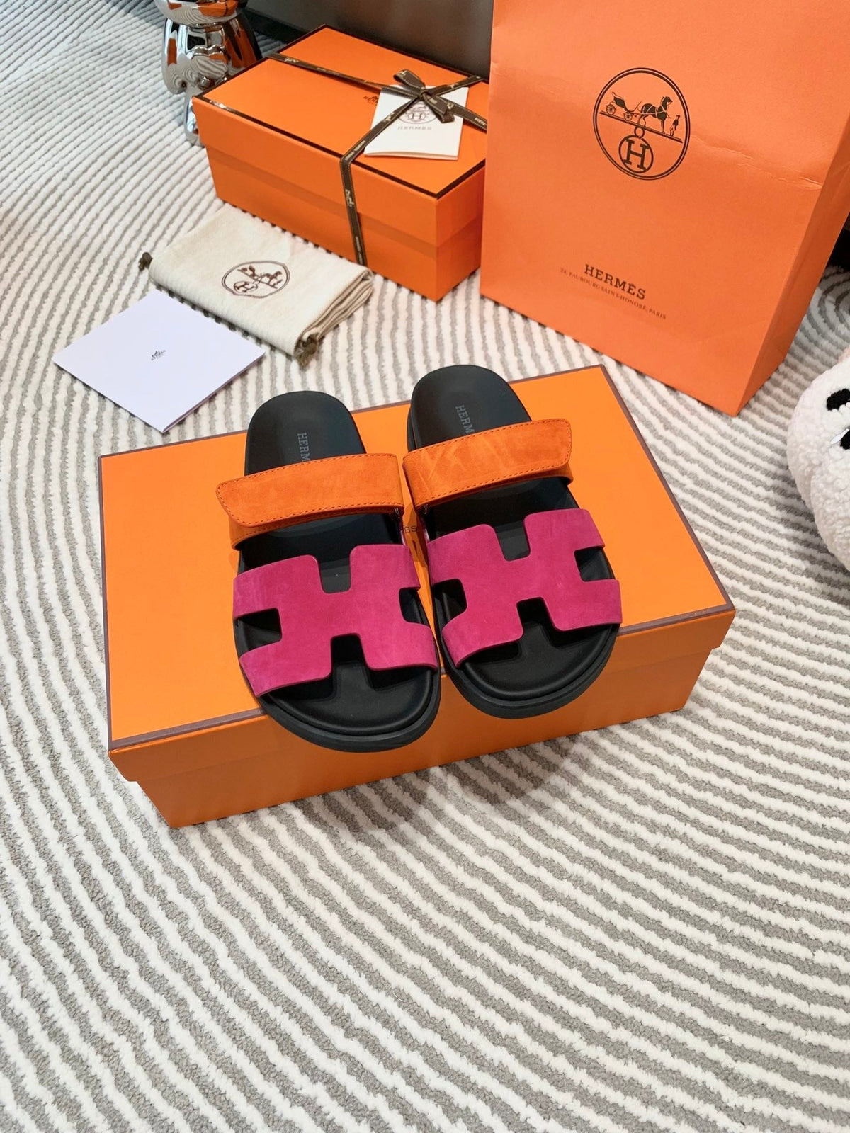 HM Chypre Sandal Deep Pink Mix Orange Suede 963243