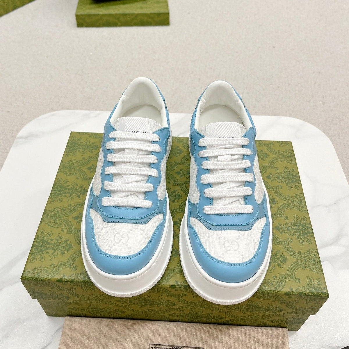 GG TRAINER WHITE AND SKY CALFSKIN
