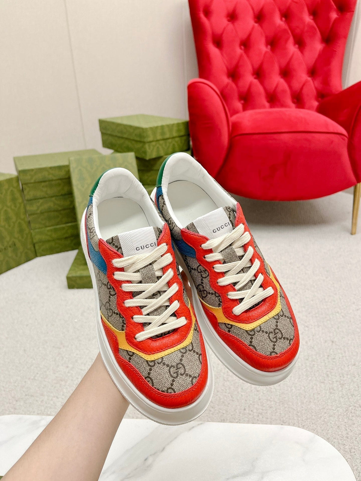GG TRAINER LIGHT BROWN AND CANDY CALFSKIN