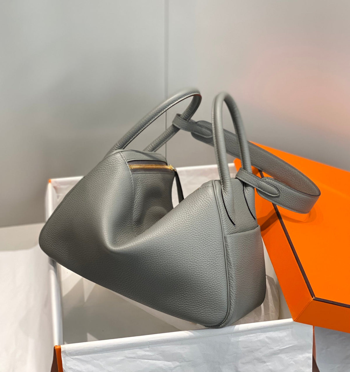 HM LINDY 30 BAG GRAY TAURILLON CLEMENCE LEATHER