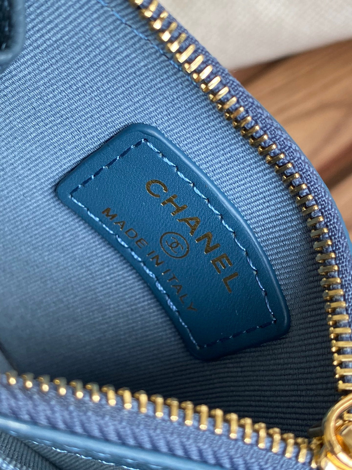 CC A84105 Coin Case Blue Gold Metal Caviar 240741