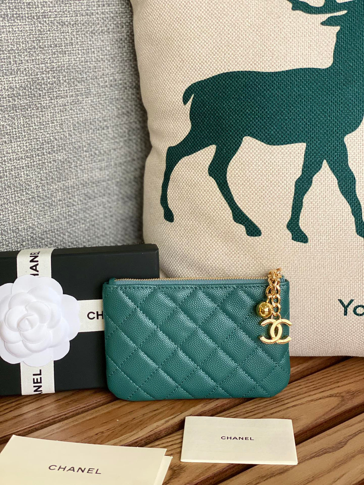 cc zipped wallet 14cm dark green caviar gold hardware
