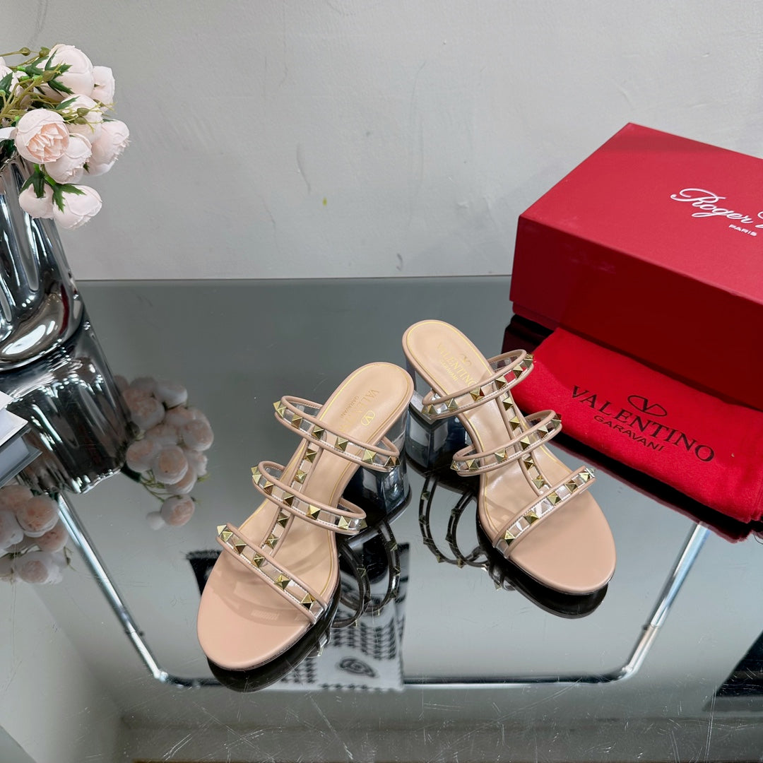 VT 25 Rockstud Sandals 65mm Beige PVC Sheepskin