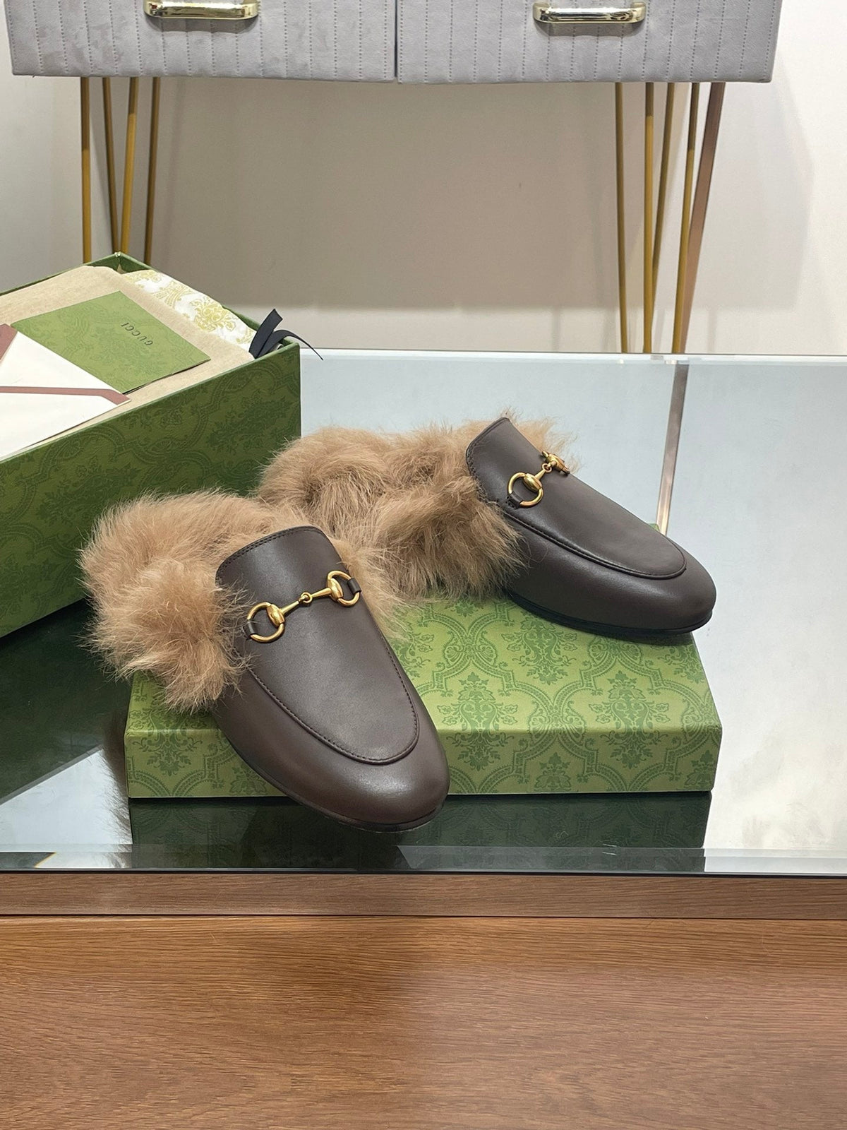HORSEBIT MULE IN MOCHA BROWN CALFSKIN AND LAMB WOOL LINING