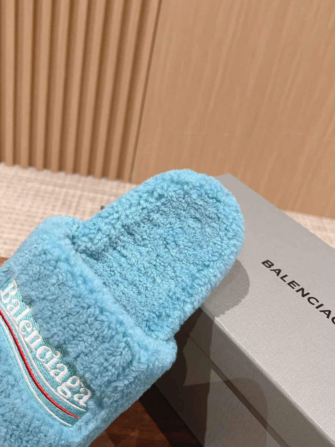 FURRY SLIDES IN SKY BLUE CURLY SHEARLING