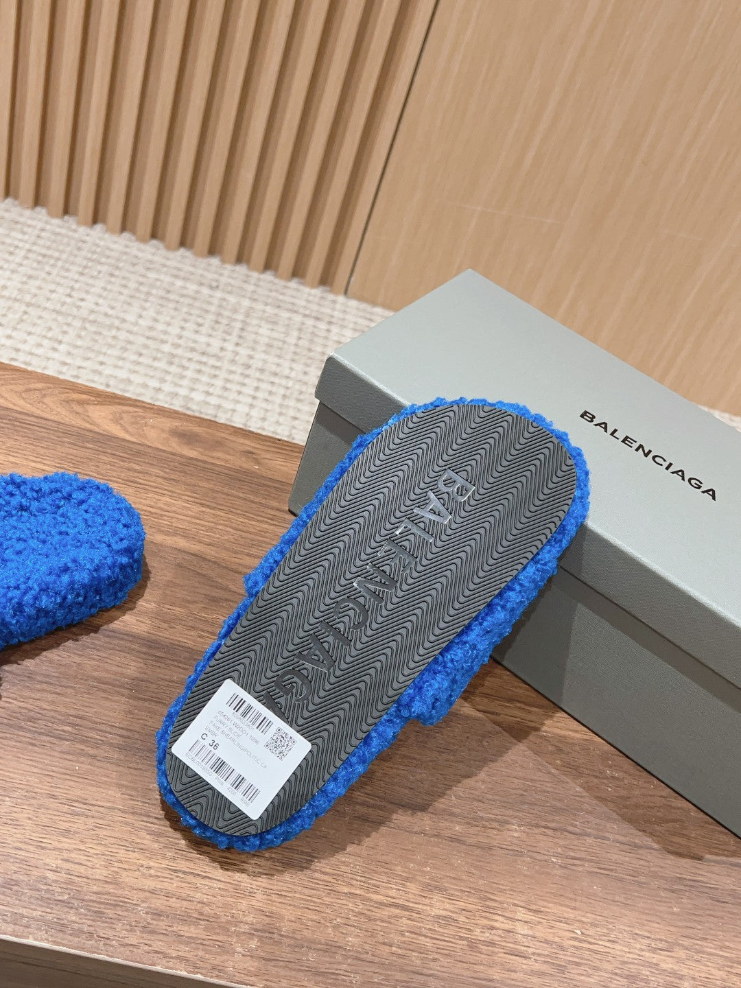 FURRY SLIDES IN COBALT BLUE CURLY SHEARLING