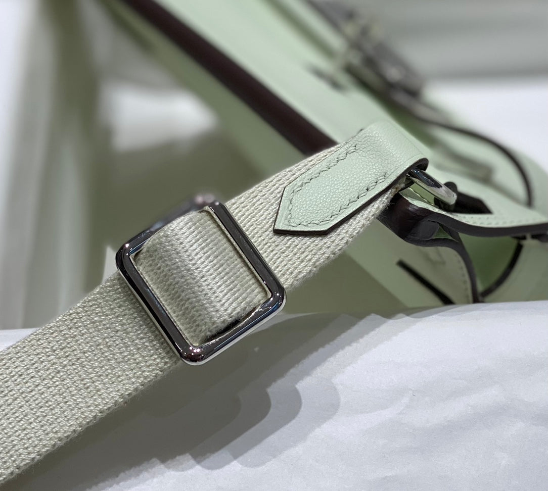 KELLY 23CM JYPSIERE LIGHT GREEN LEATHER CROSSBODY BAG SHW
