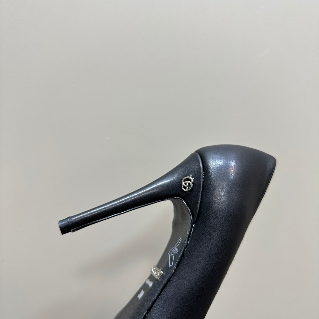 GG 105 BASIC HIGH HEEL BLACK LAMBSKIN