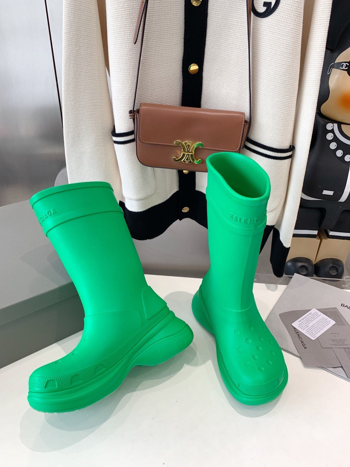 CROCS BOOTS IN GREEN RUBBER