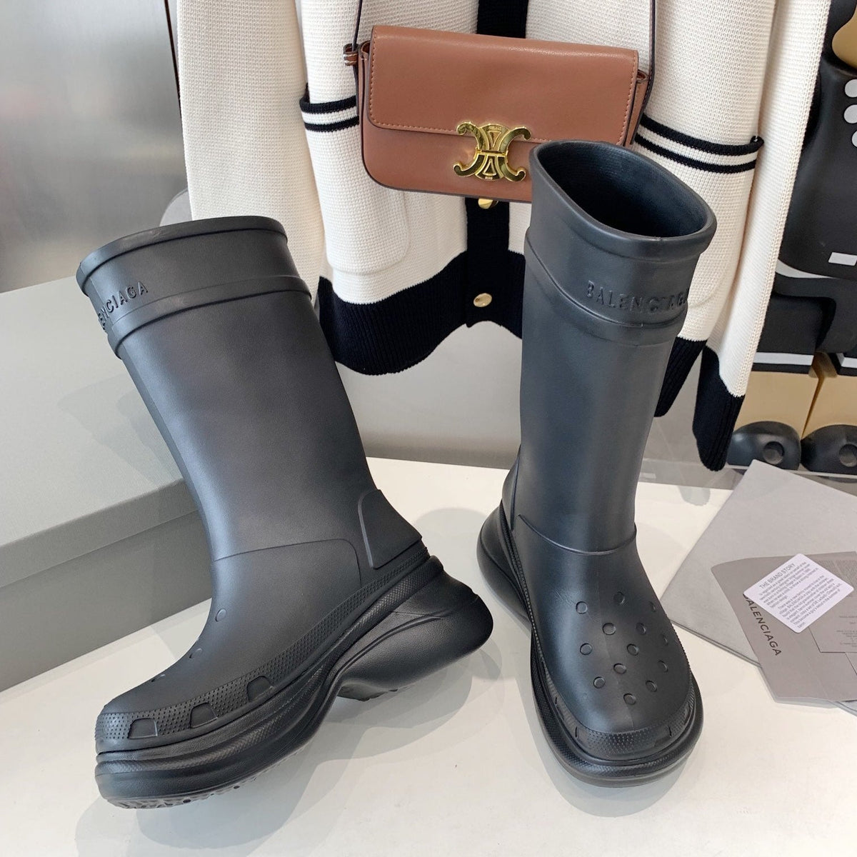 CROCS BOOTS IN BLACK RUBBER