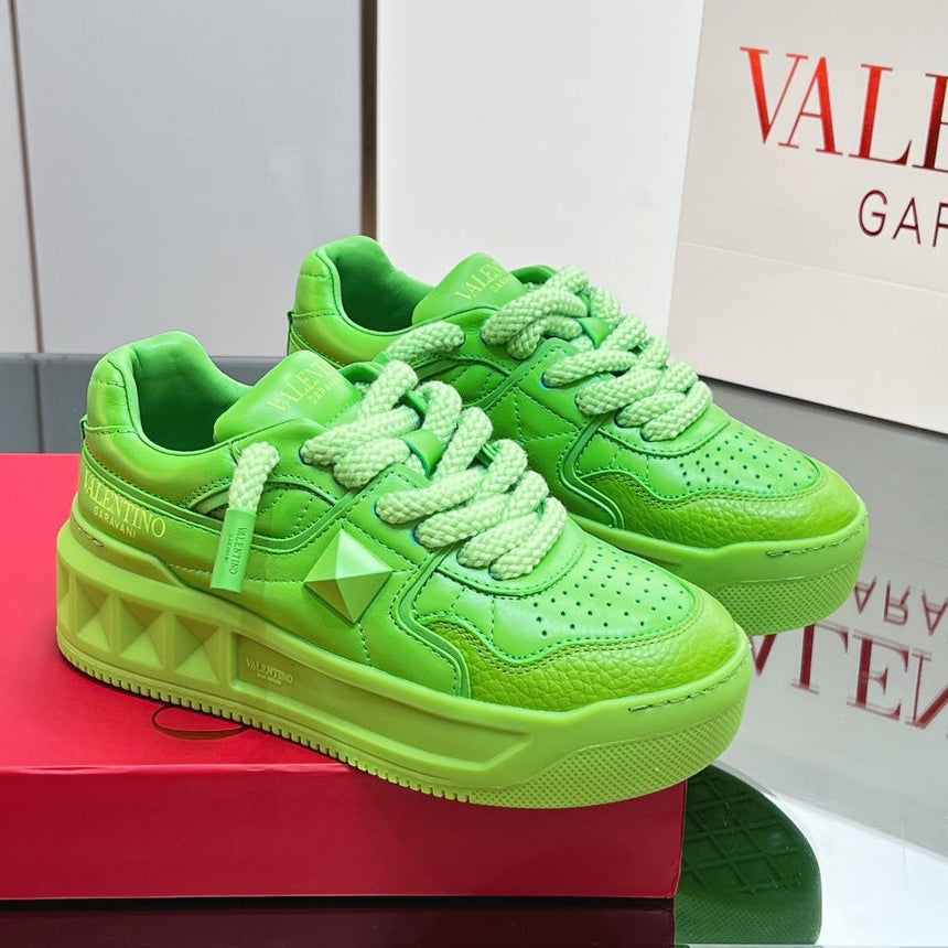 VT 2025 Garavani Sneakers Green Cowhide 546988