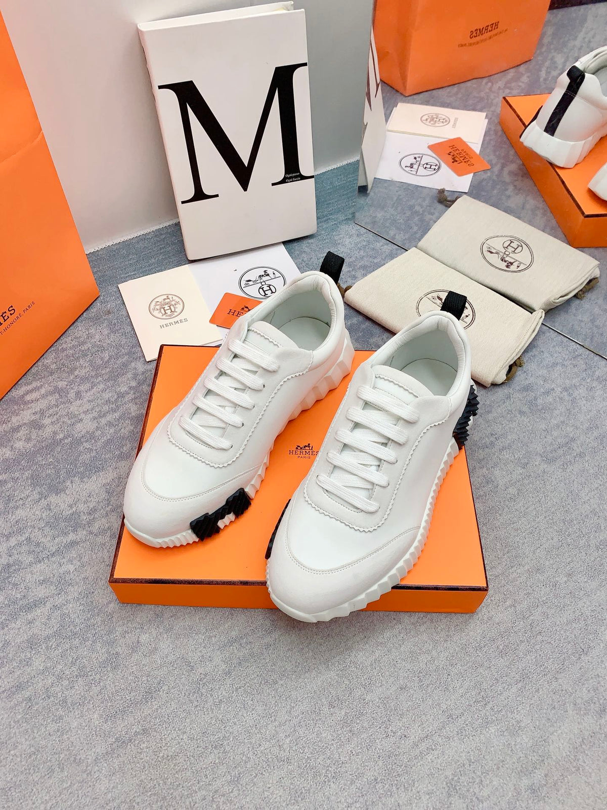 HM Bouncing Sneaker In White Silk Lambskin 106449