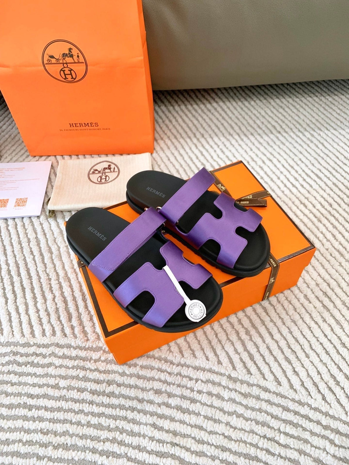 HM Chypre Sandal Purple Lambskin 963505