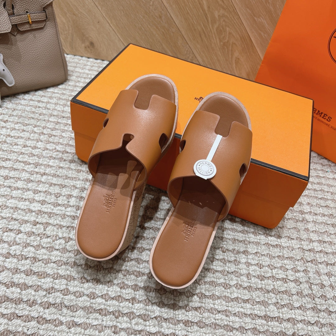 EZE 65 SANDAL GOLD CALFSKIN