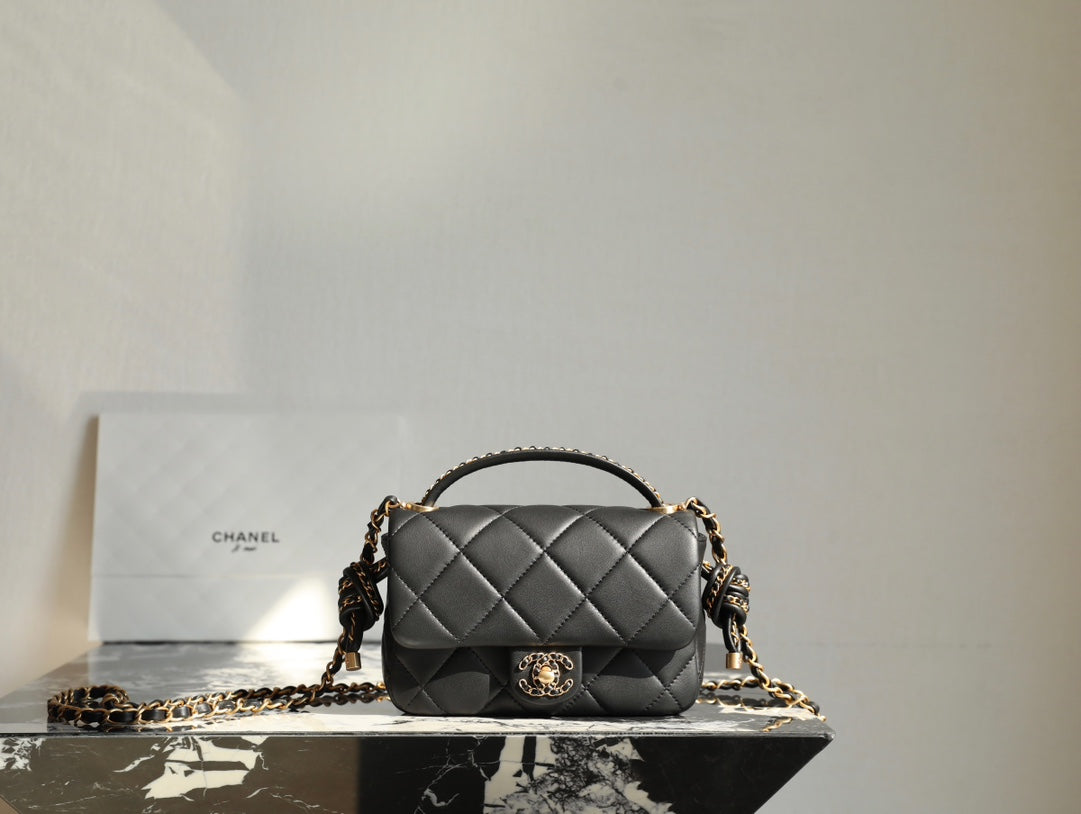 CC Mini Flap Bag 18 Black Lambskin
