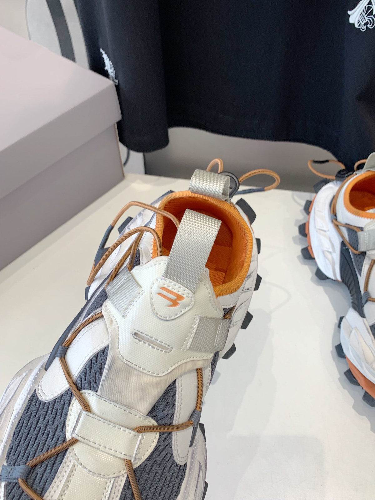 HIKE SNEAKER IN BEIGE AND ORANGE MESH, POLYURETHANE AND POLYESTER