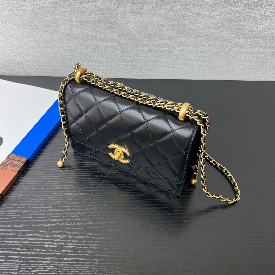 CC 25S Woc Black Calfskin Gold Hardware