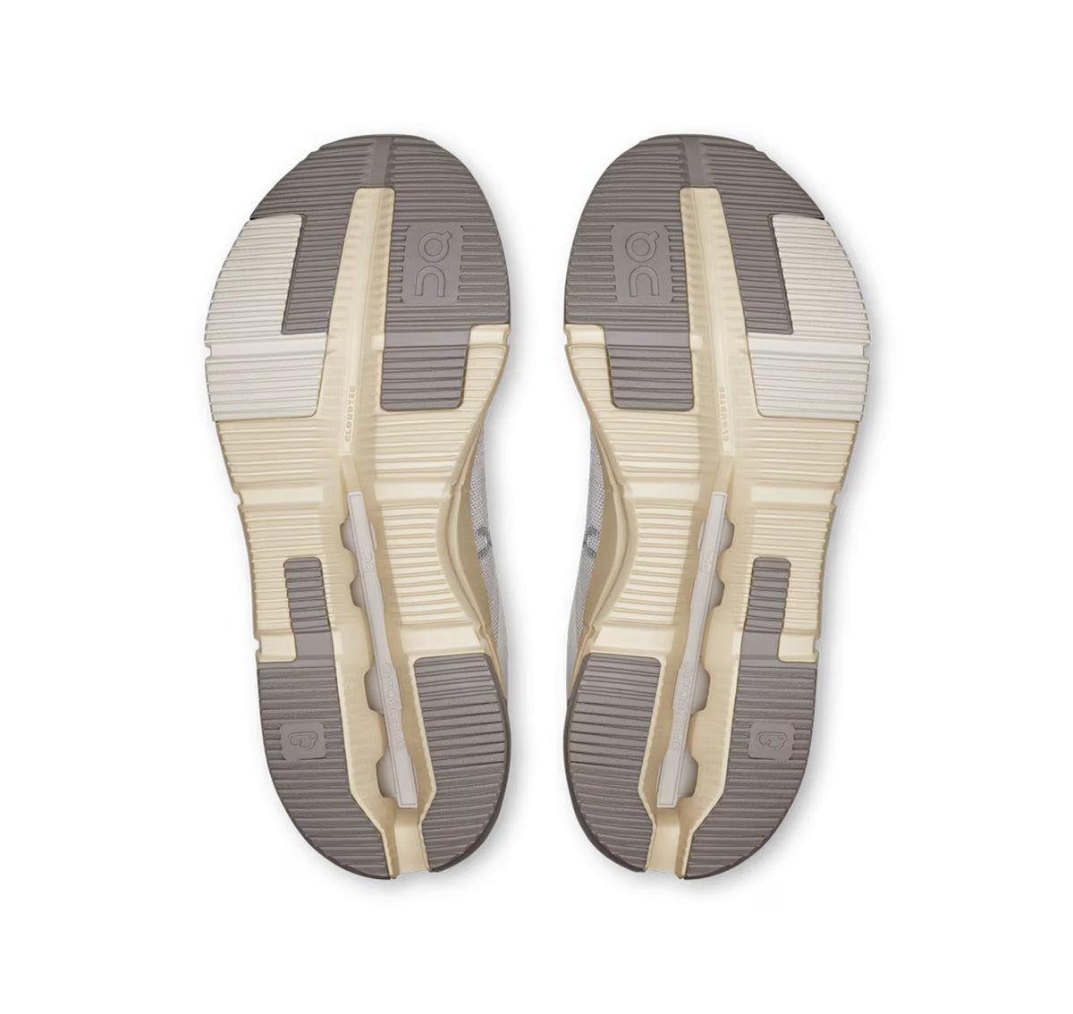 ON Women's Cloudnova Form 2 TT Wolf/Cream