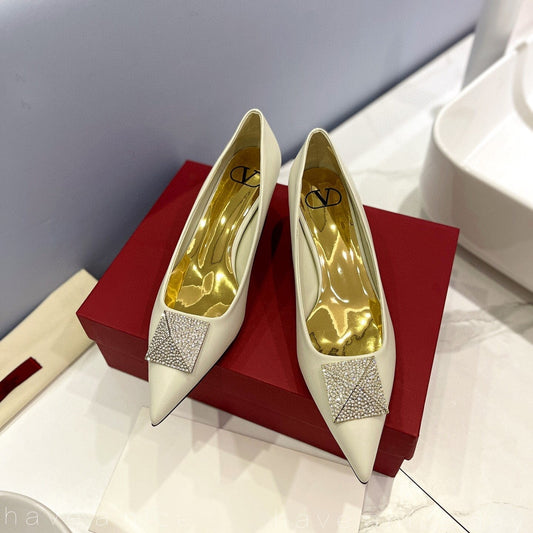 One Stud Diamond Patent White Leather Pump