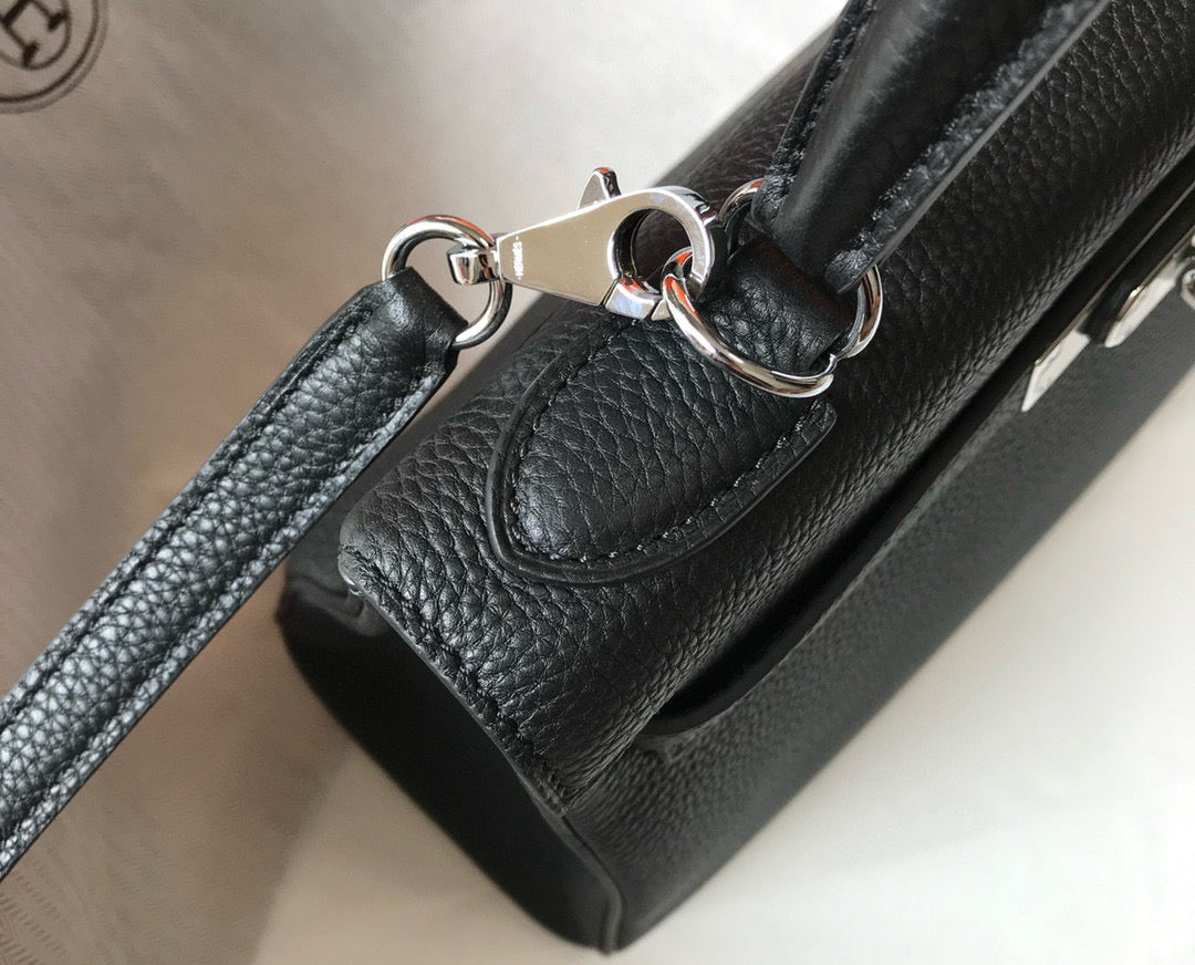 HM KELLY 28CM BLACK TOGO SILVER HARDWARE