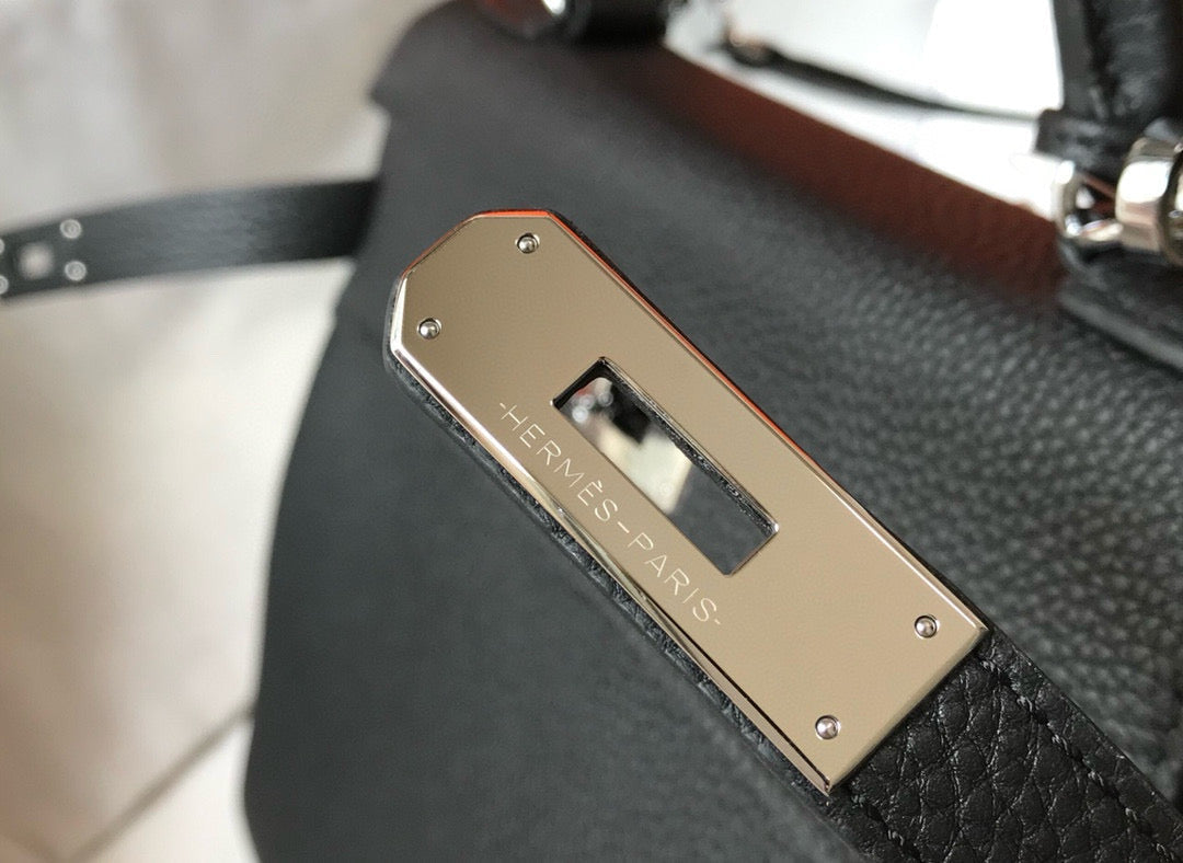 HM KELLY 28CM BLACK TOGO SILVER HARDWARE