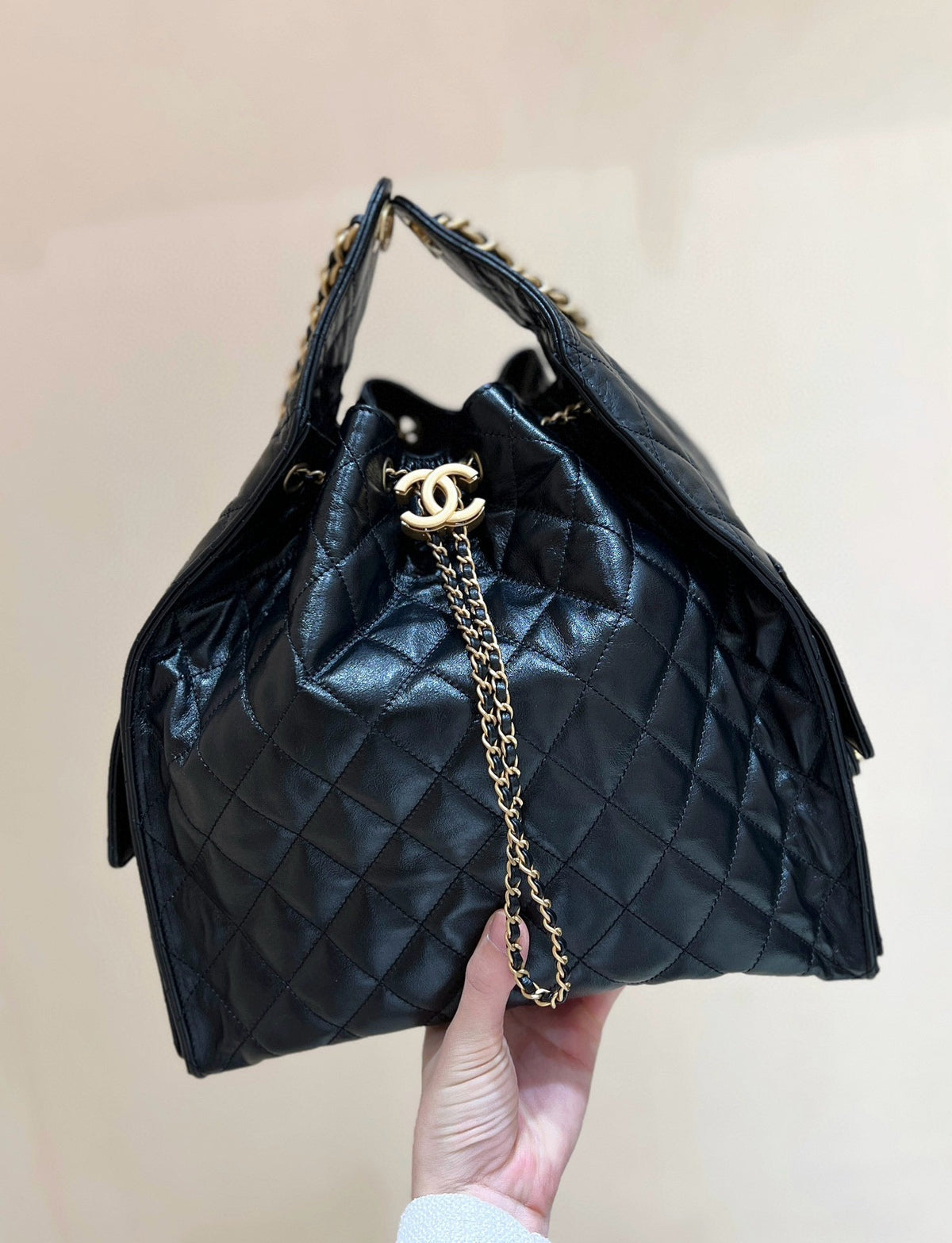 CC 25C Hobo Bag Large 40cm Balck Polished Calfskin Gold Hardware