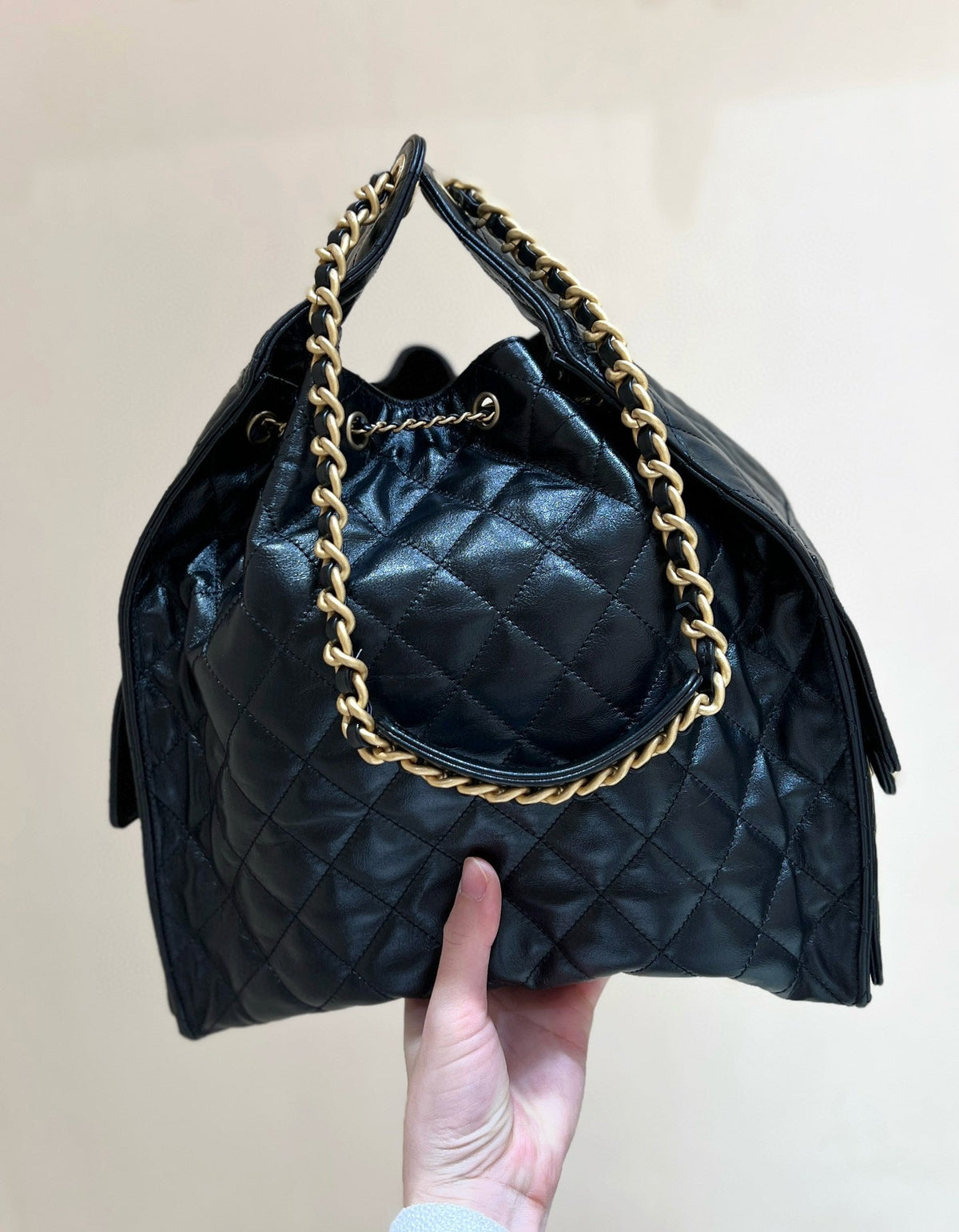 CC 25C Hobo Bag Large 40cm Balck Polished Calfskin Gold Hardware