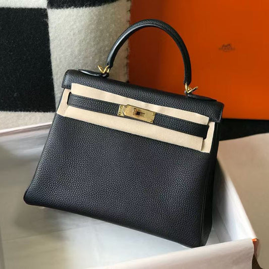 HM KELLY BAG 28 IN BLACK TOGO LEATHER GOLD HARDWARE