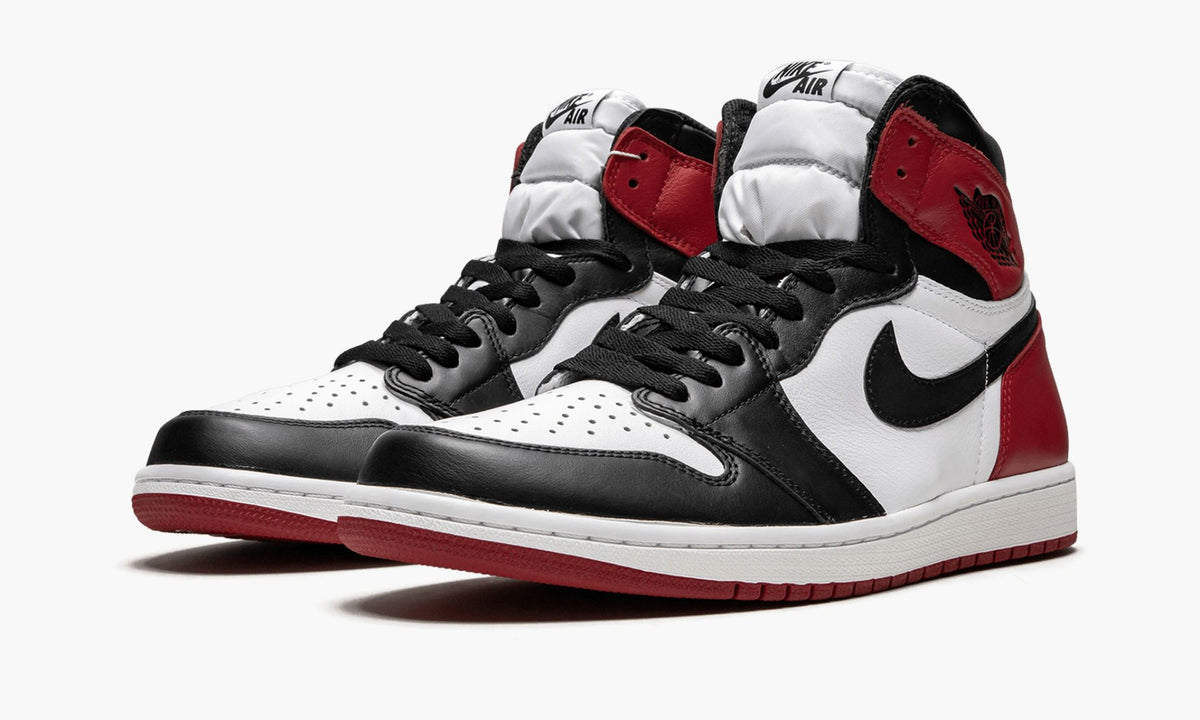 Air Jordan 1 Retro High OG Black Toe Sneakers - Heritage Edition