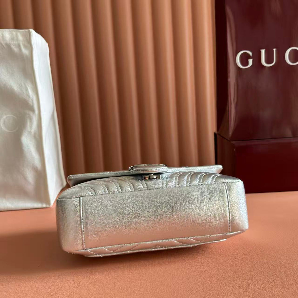 GG Marmont Small Shoulder Bag Metallic Silver Leather