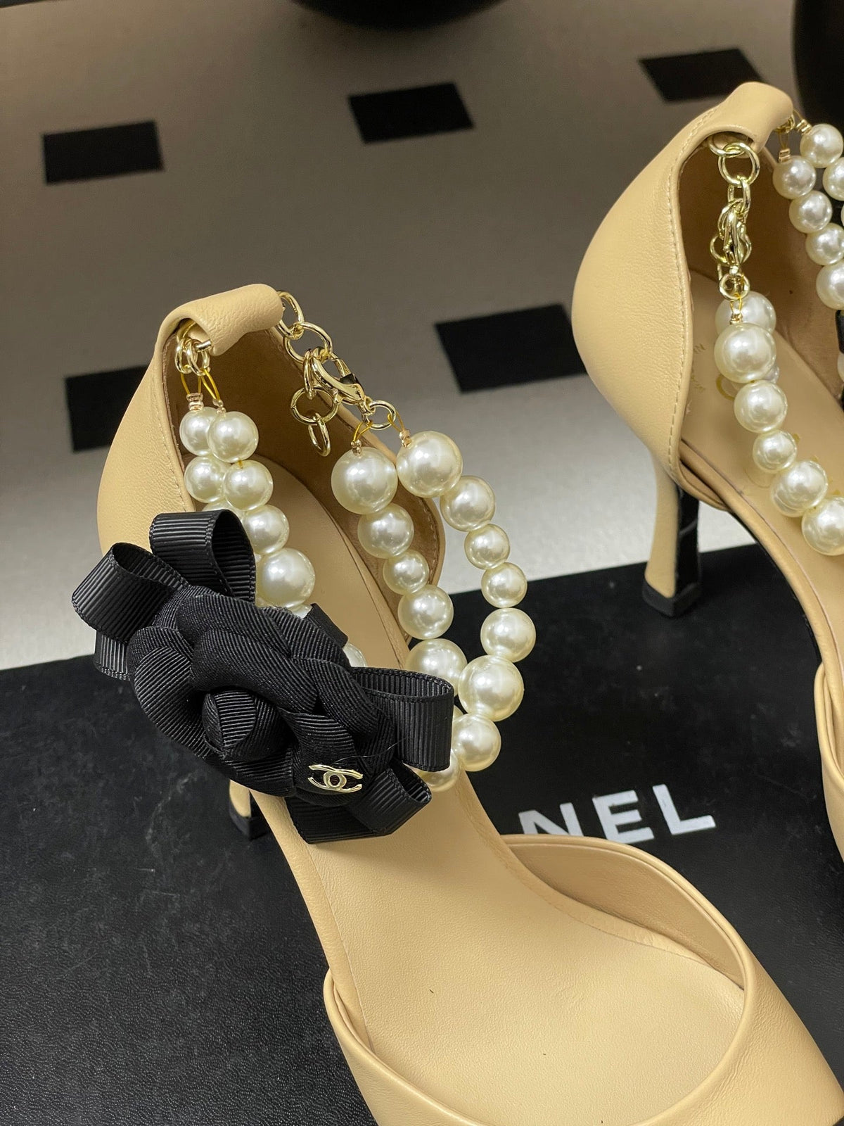 CC 26 Heeled 70mm Slingback With Pearl Ankle Strap Lambskin Fabric