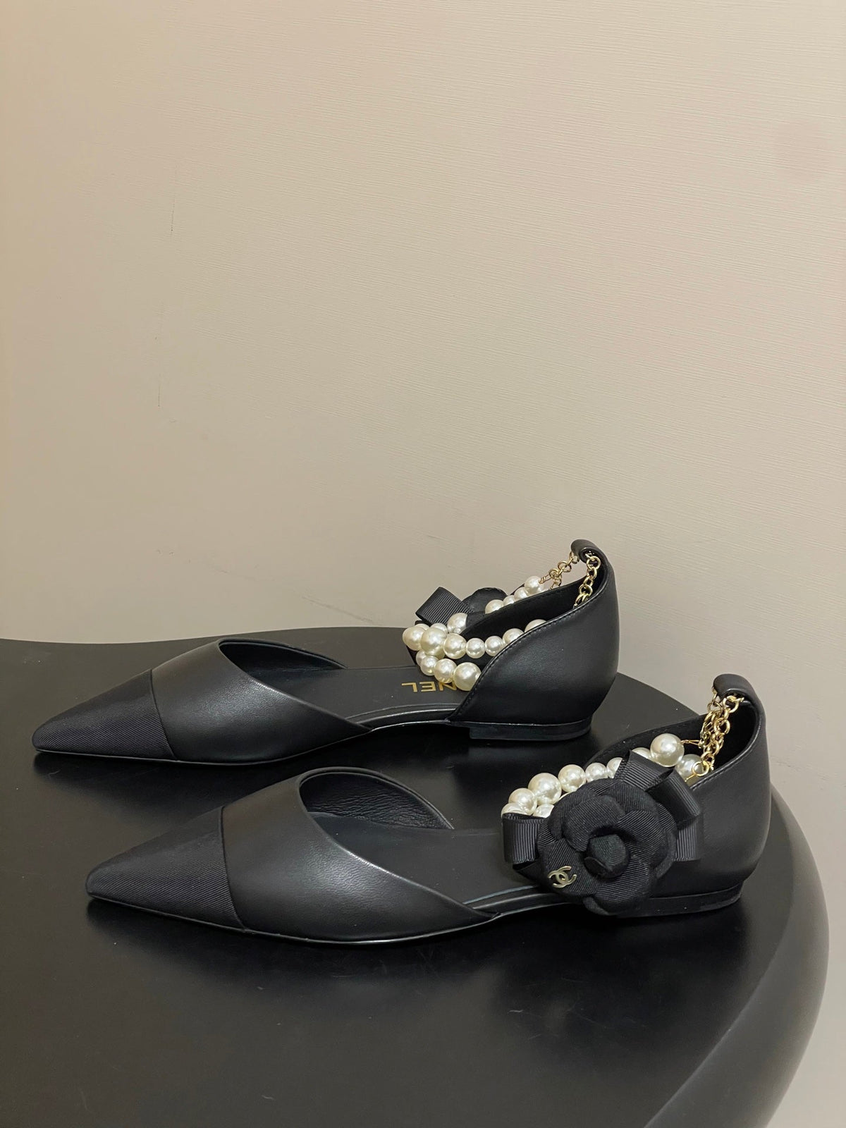 CC 26 Flat Slingback With Pearl Ankle Strap Lambskin Fabric