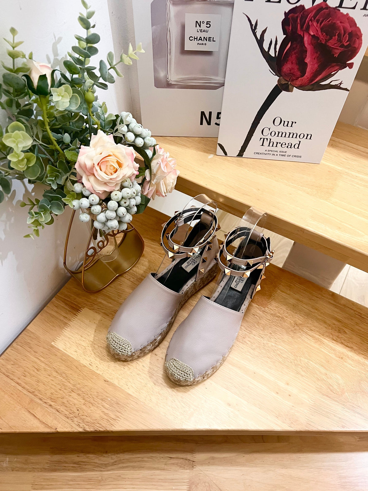 Valentino Rockstud Espadrille Sandals Beige Gray Leather 240598