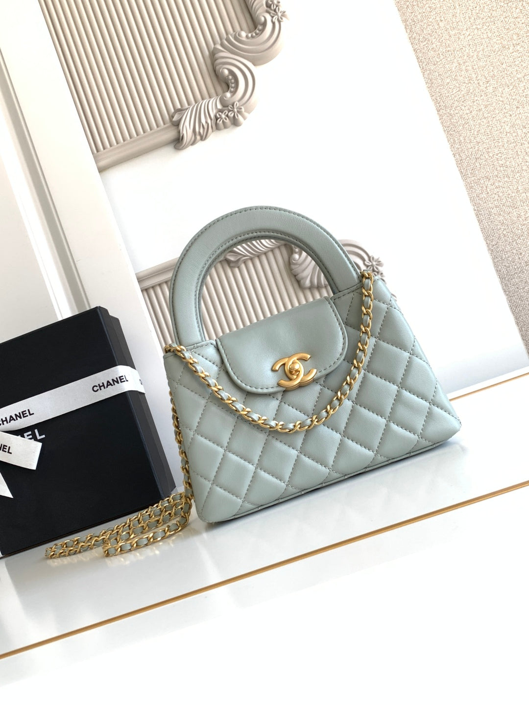 cc 24a nano 19cm kelly shopper bag pastel mint green lambskin
