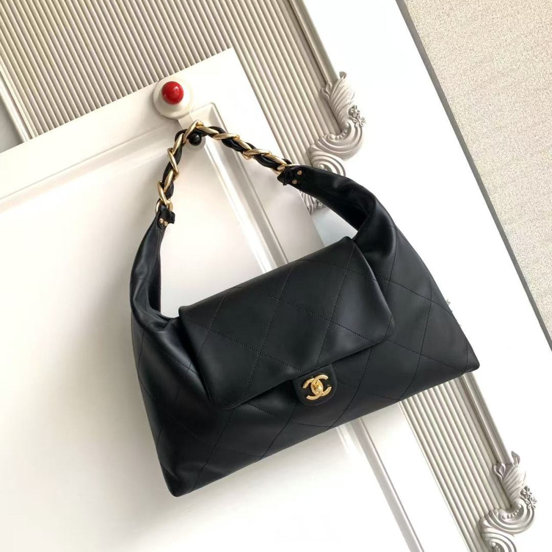 CC 2025 Bag 43cm Black Gold Calfskin 300854