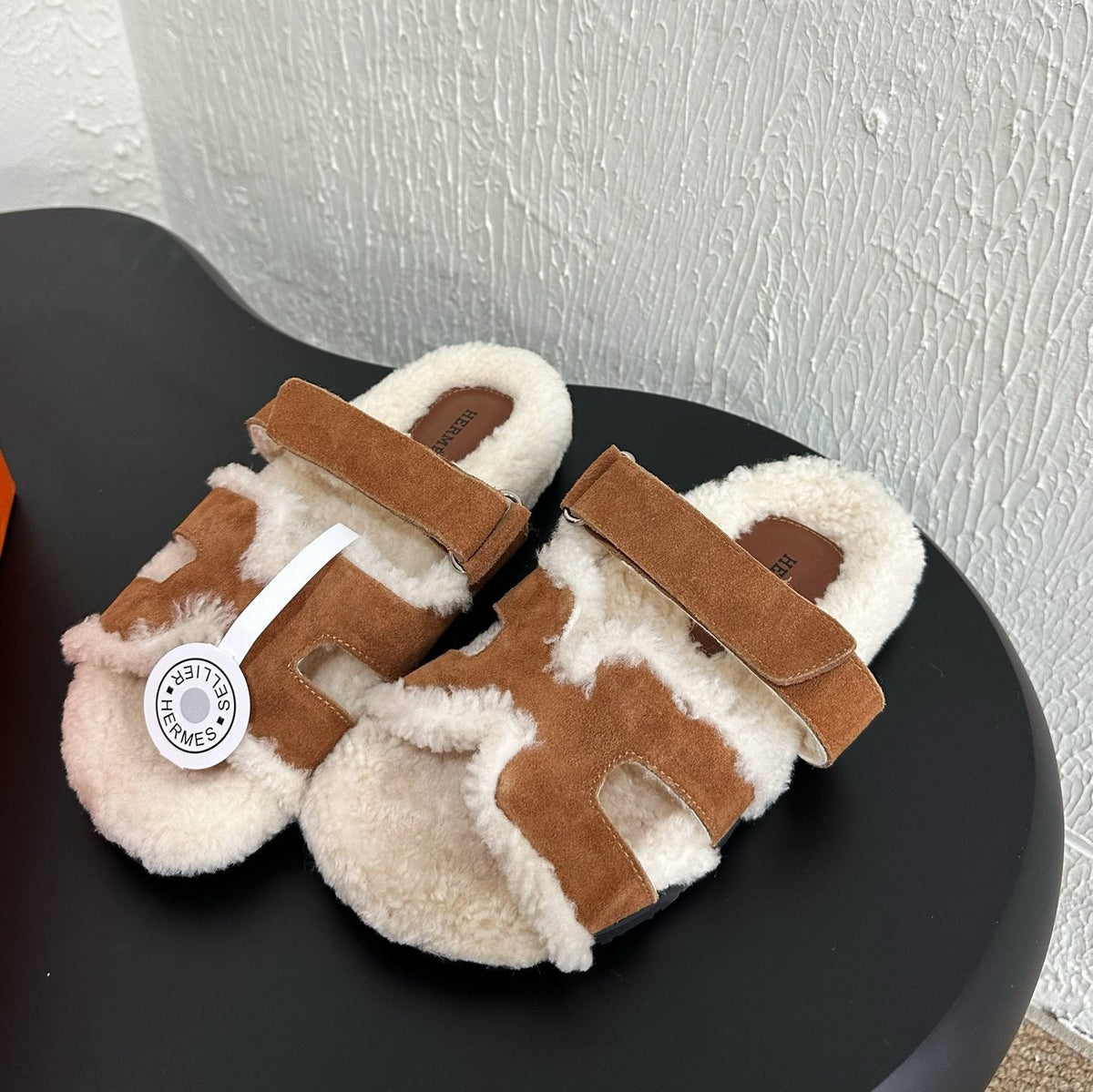 HM Chypre Sandal In Caramel Mix White Suede And Fleece Lining 961140