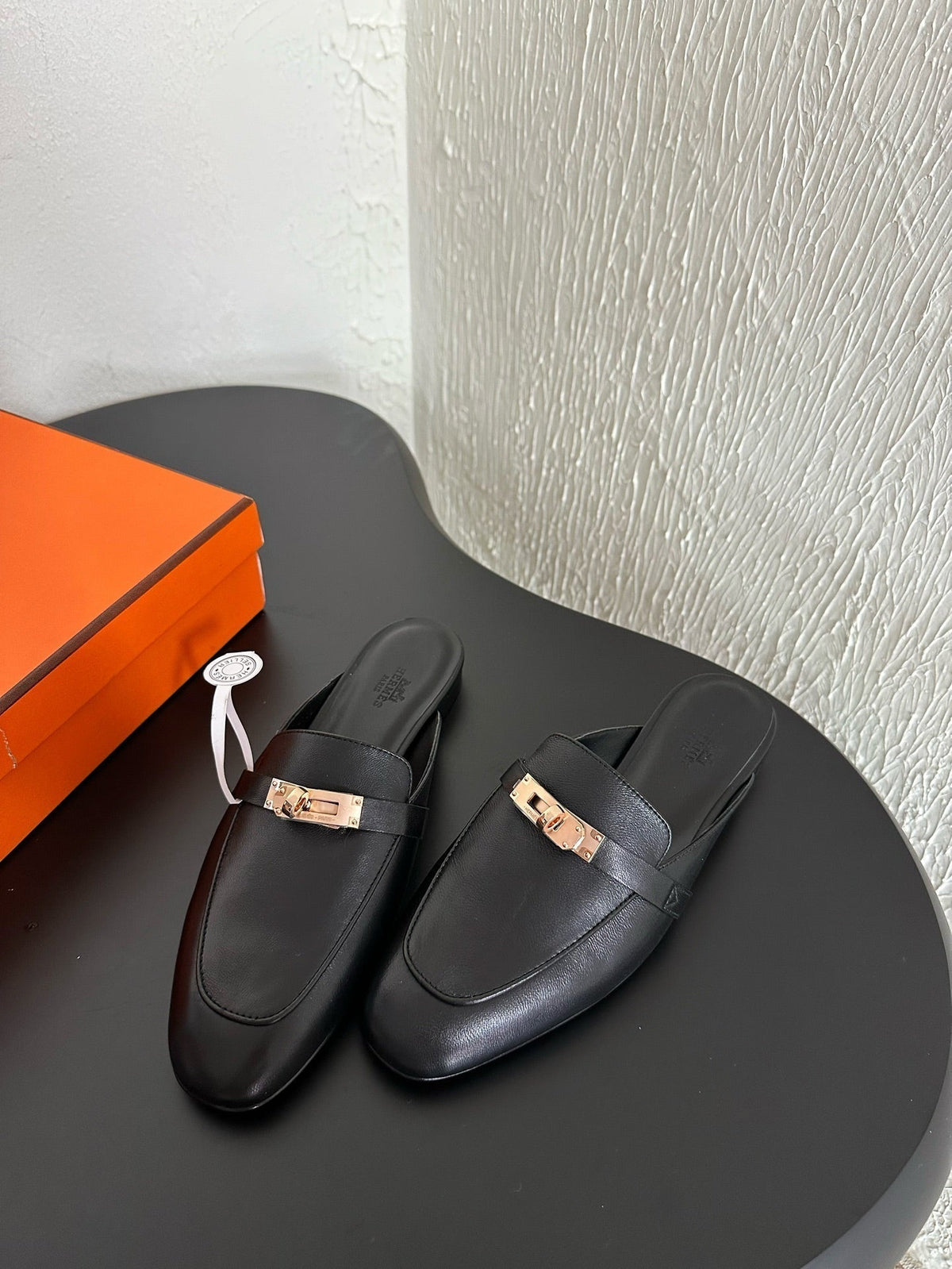 HM Oz Mule Black Calfskin 961097
