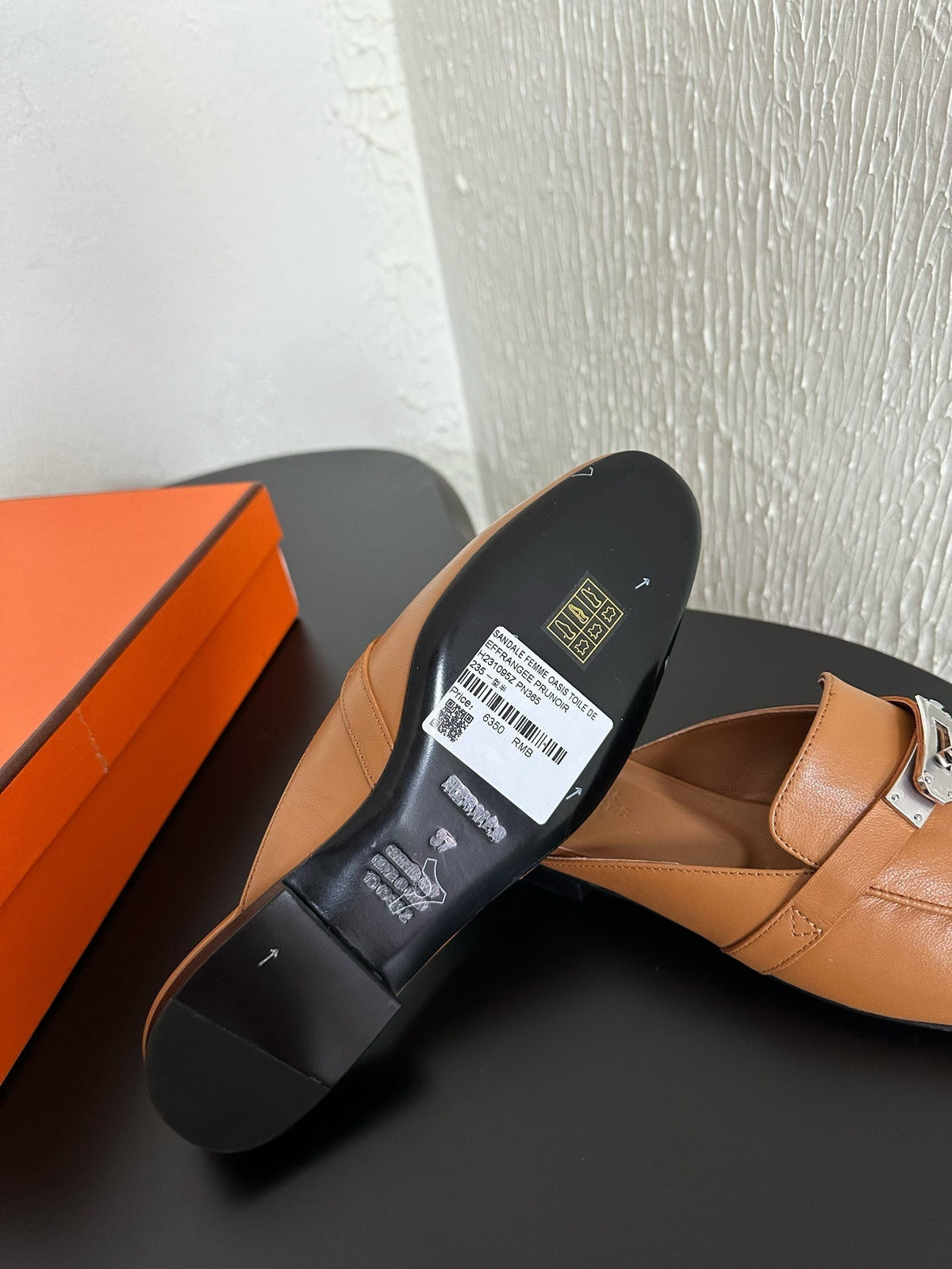 HM Oz Mule Caramel Calfskin 961098