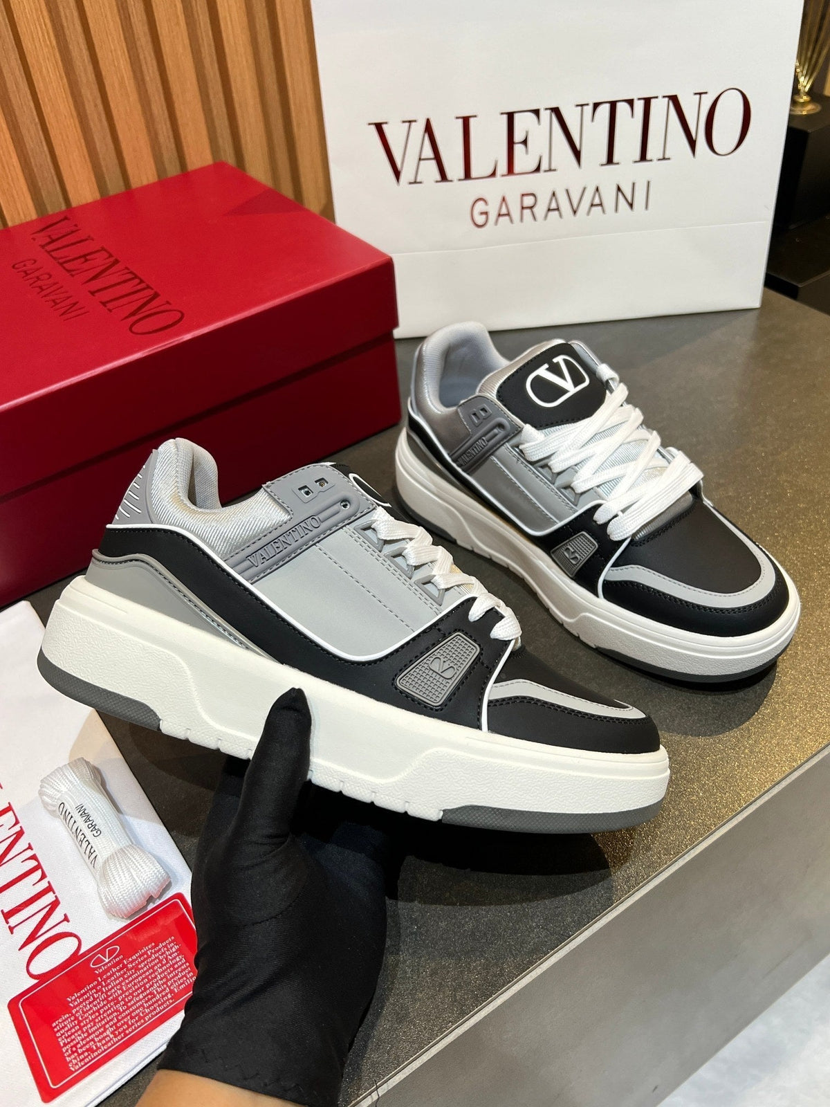 VT 25S Couple Sneakers Black Gray Calfskin 563119