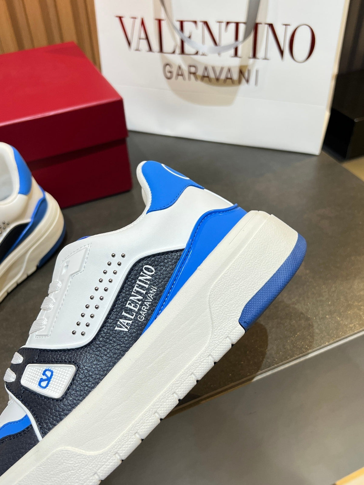 VT 26s Upvillage Trainers White Blue Black Leather Studded 105516