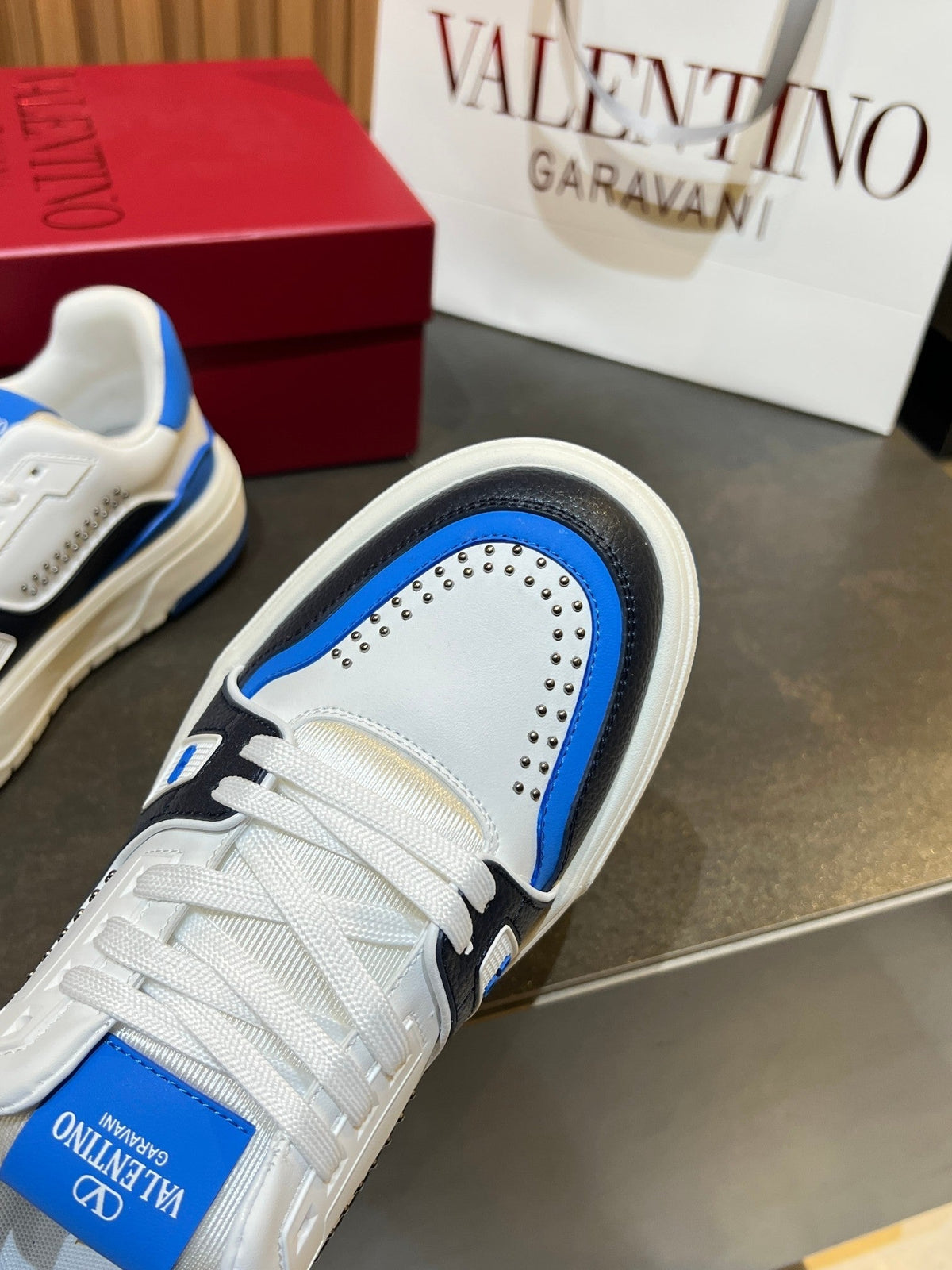 VT 26s Upvillage Trainers White Blue Black Leather Studded 105516