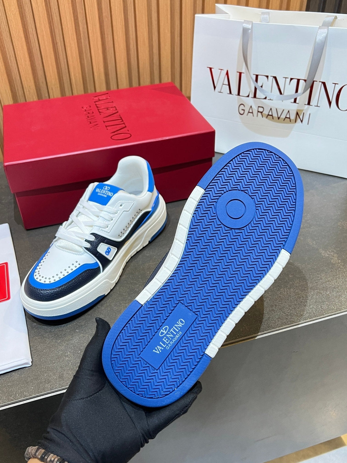 VT 26s Upvillage Trainers White Blue Black Leather Studded 105516