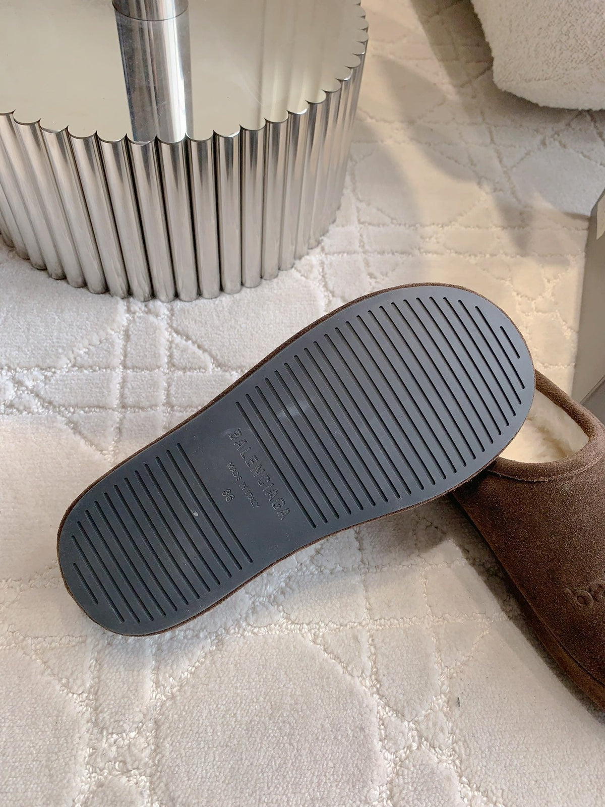 ALASKA SLIPPER IN CHOCOLATE SUEDE