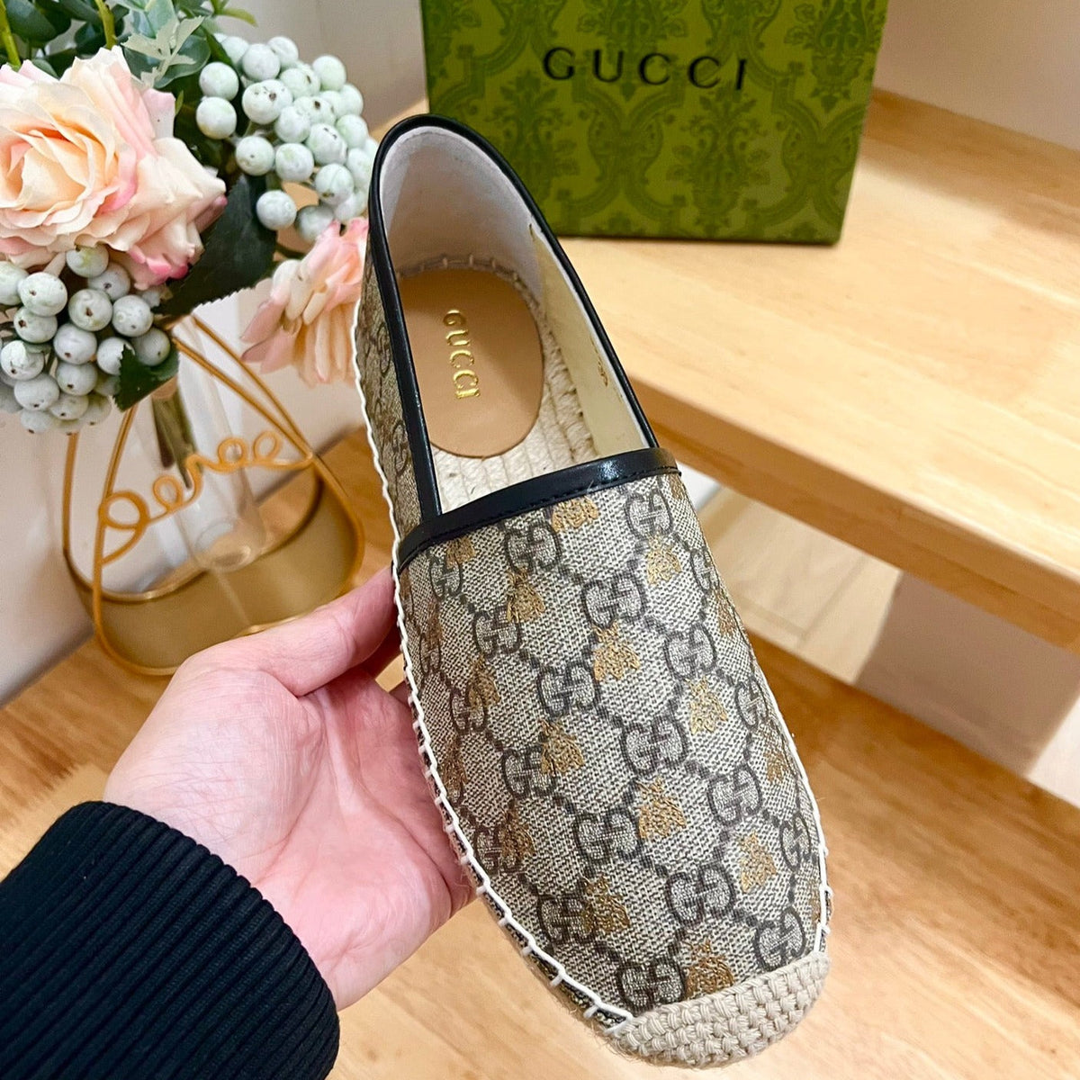 GG  Supreme Flat Shoes Brown Caro