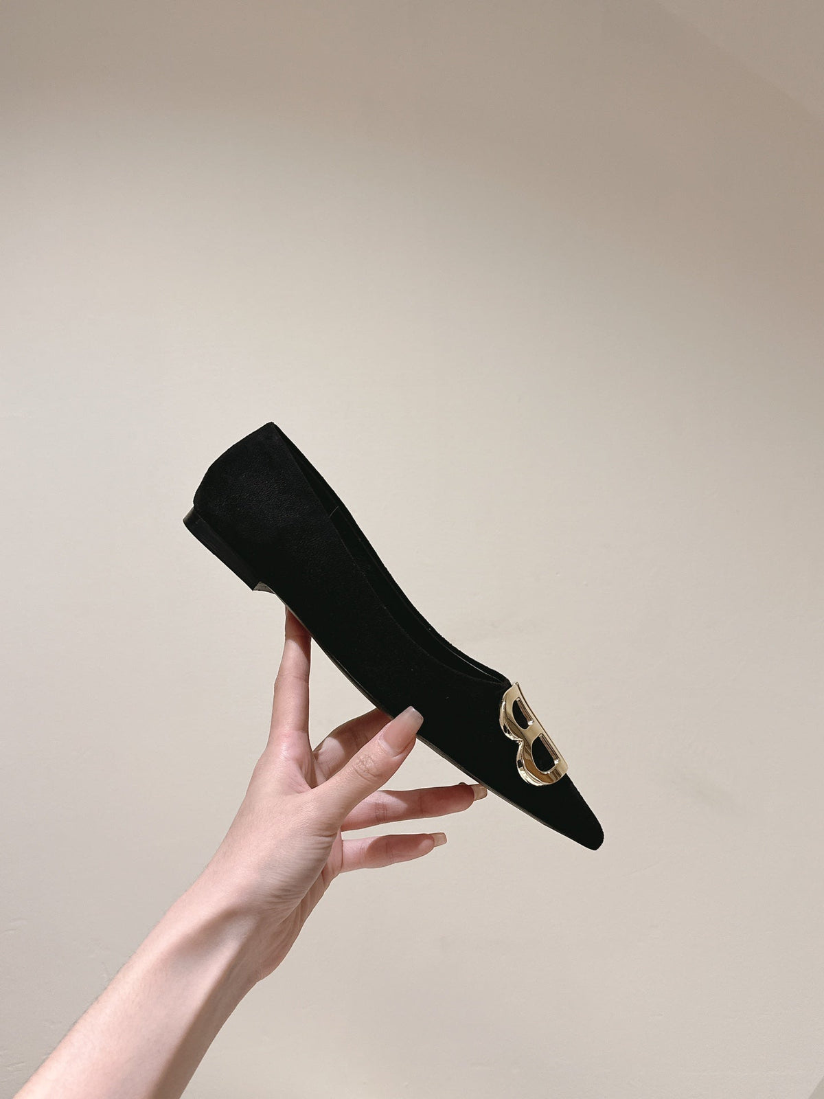 POINTED BB GOLD BUCKLE BALLET FLAT IN BLACK SUEDE