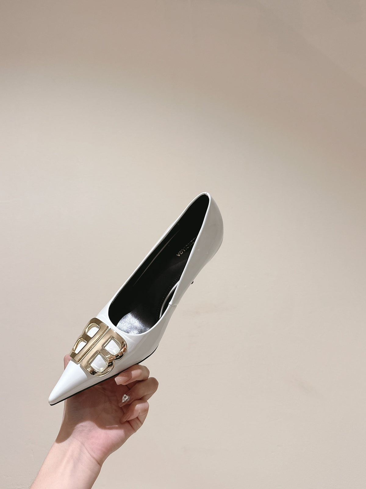 POINTED BB GOLD BUCKLE HIGH PUMPS 85MM IN WHITE PATENT CALFSKIN