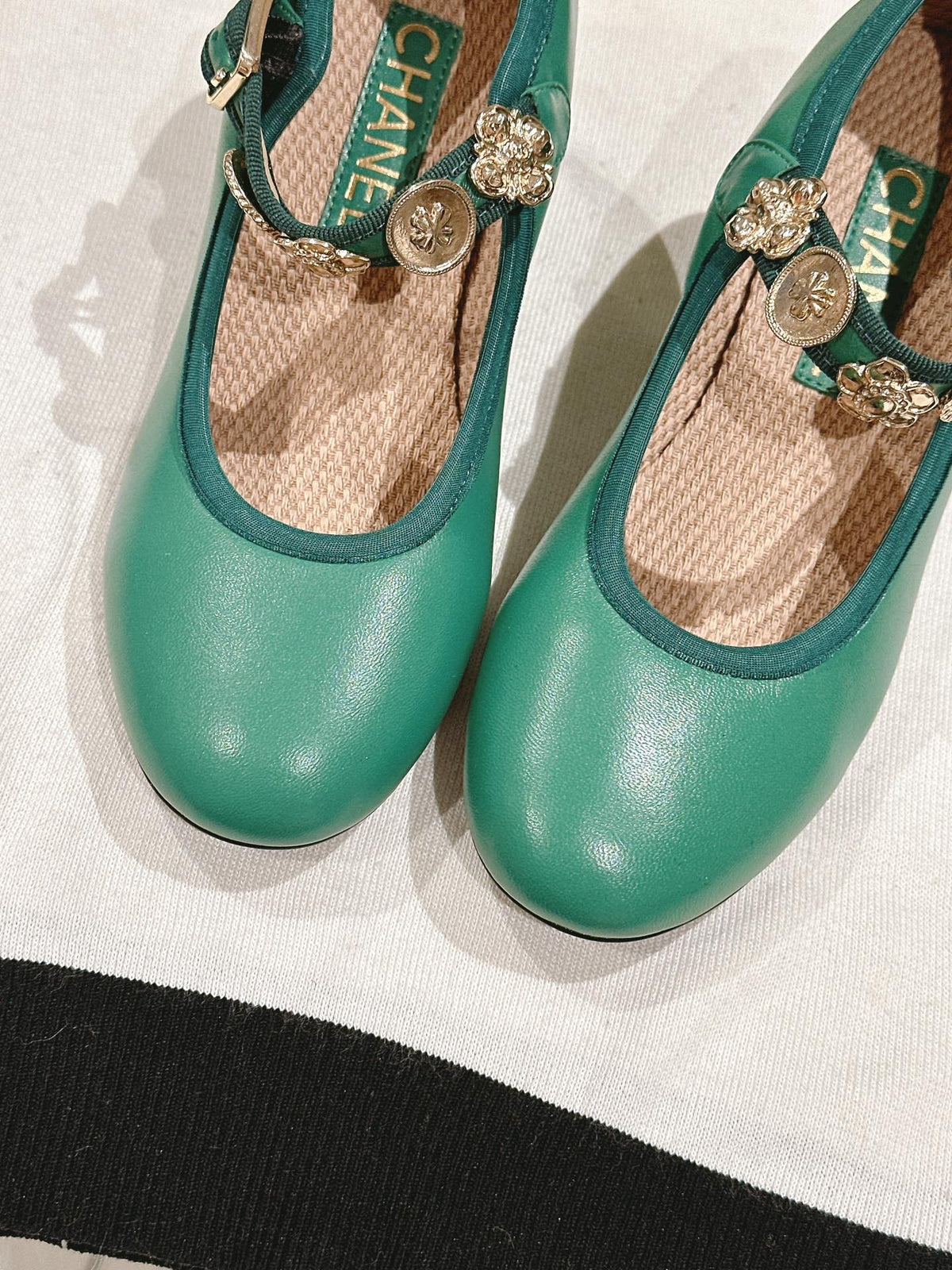 CC HIGH MARY JANE SEA GREEN LAMBSKIN
