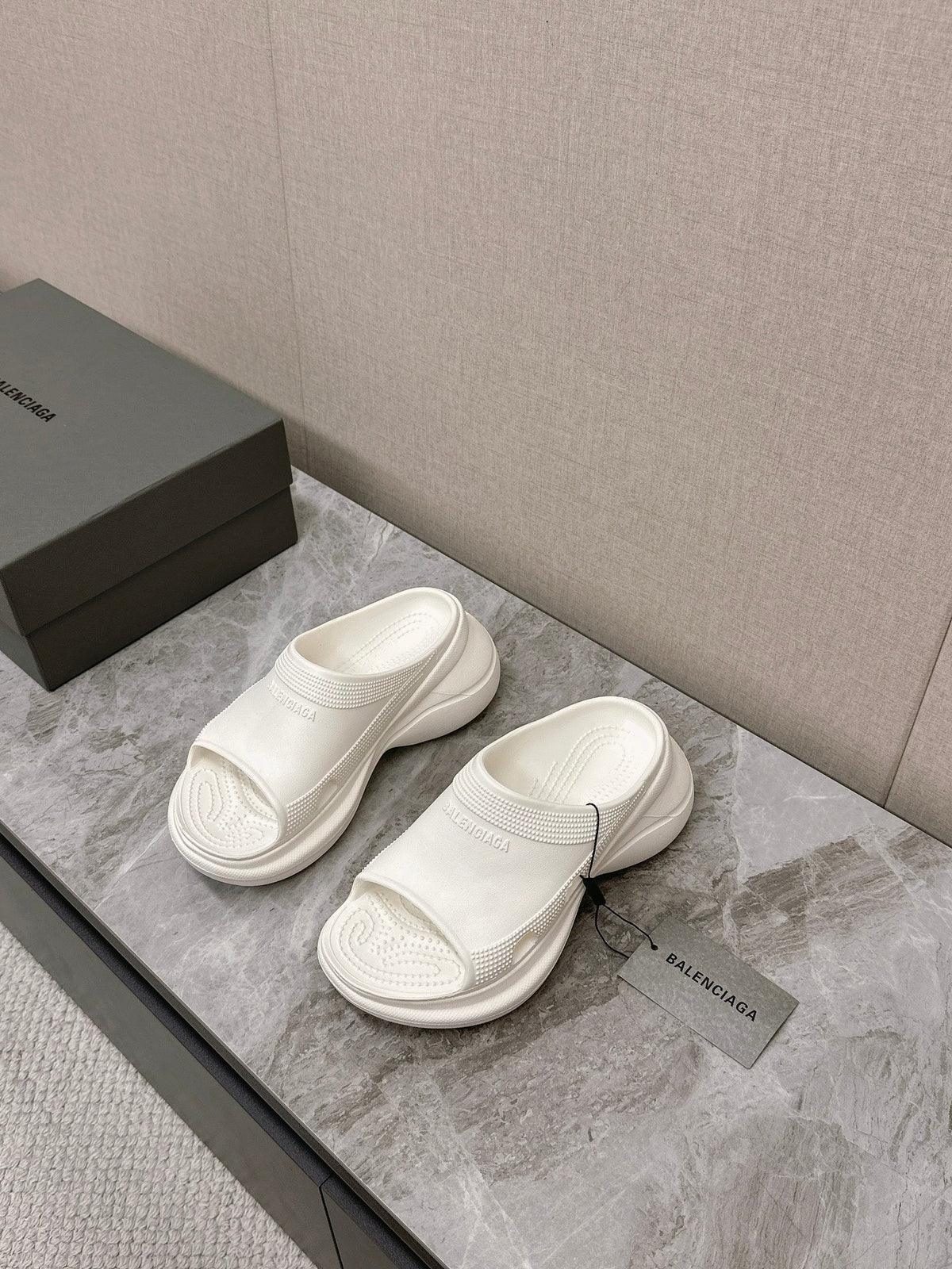 POOL CROCS SLIDE SANDAL IN WHITE RUBBER